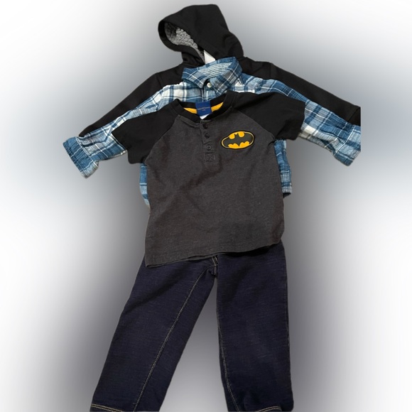 Dress your GQ Little Man in Style with our Batman Bundle - Picture 2 of 8